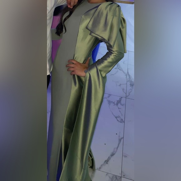 custom made Dresses & Skirts - Stunning two toned bow detailed custom dress, Hailey Bieber inspired🤍